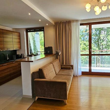10 Min Do Lotniska, 2 Syp, Ekspres Do Kawy, Kosmetyki Ada, By Visitwarsaw Apartments מראה חיצוני תמונה